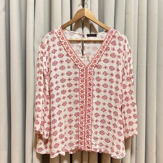 (Category: ) located in . Submitted by from99abovecloset (Listing ID 1468391646, Image 1). Description: .