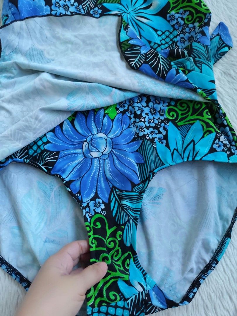 (2XL) Maxine Swim Dress (Category: Bikinis & Swimsuits) located in Paranaque City. Submitted by sl_shop05 (Listing ID 1468495628, Image 2). Description: 🍀PLUS SIZE MERMAID🍀 🌻Like New🌻 🌼Brand: MAXINE OF HOLLYWOOD ➡️Built in Pad ✨Size: 2XL ❎𝑨𝒍𝒍 𝒊𝒕𝒆𝒎𝒔 𝒂𝒓𝒆 𝑷𝑹𝑬𝑳𝑶𝑽𝑬𝑫 𝒊𝒏 𝑮𝒐𝒐𝒅 𝑪𝒐𝒏𝒅𝒊𝒕𝒊𝒐𝒏 ❎𝑷𝒍𝒆𝒂𝒔𝒆 𝒅𝒐 𝒎𝒂𝒏𝒂𝒈𝒆 𝒚𝒐𝒖𝒓 𝒆𝒙𝒑𝒆𝒄𝒕𝒂𝒕𝒊𝒐𝒏𝒔. ❎𝑾𝑨𝑺𝑯 𝒃𝒆𝒇𝒐𝒓𝒆 𝑼𝑺𝑬‼️ ❎𝑩𝑼𝒀 𝒂𝒕 𝒚𝒐𝒖𝒓 𝒐𝒘𝒏 𝒓�