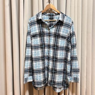 (Category: ) located in . Submitted by from99abovecloset (Listing ID 1468402158, Image 1). Description: .