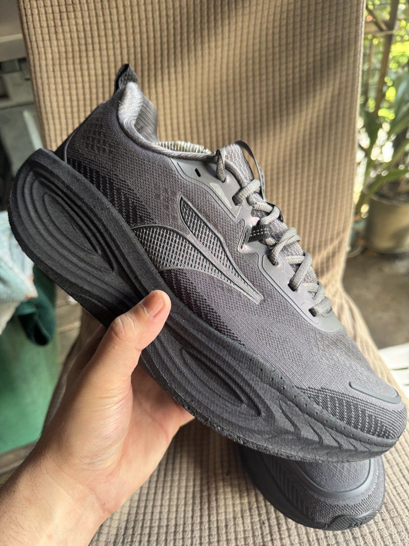 361 popblaze 5.0 (Category: Casual Shoes) located in Quezon City. Submitted by easybreezy26 (Listing ID 1468499648, Image 1). Description: For sale / trade 361 popblaze 5.0 Size 11 Condition 9+/10 Used only 2 times for malling Antipolo upper / Cubao meet ups.