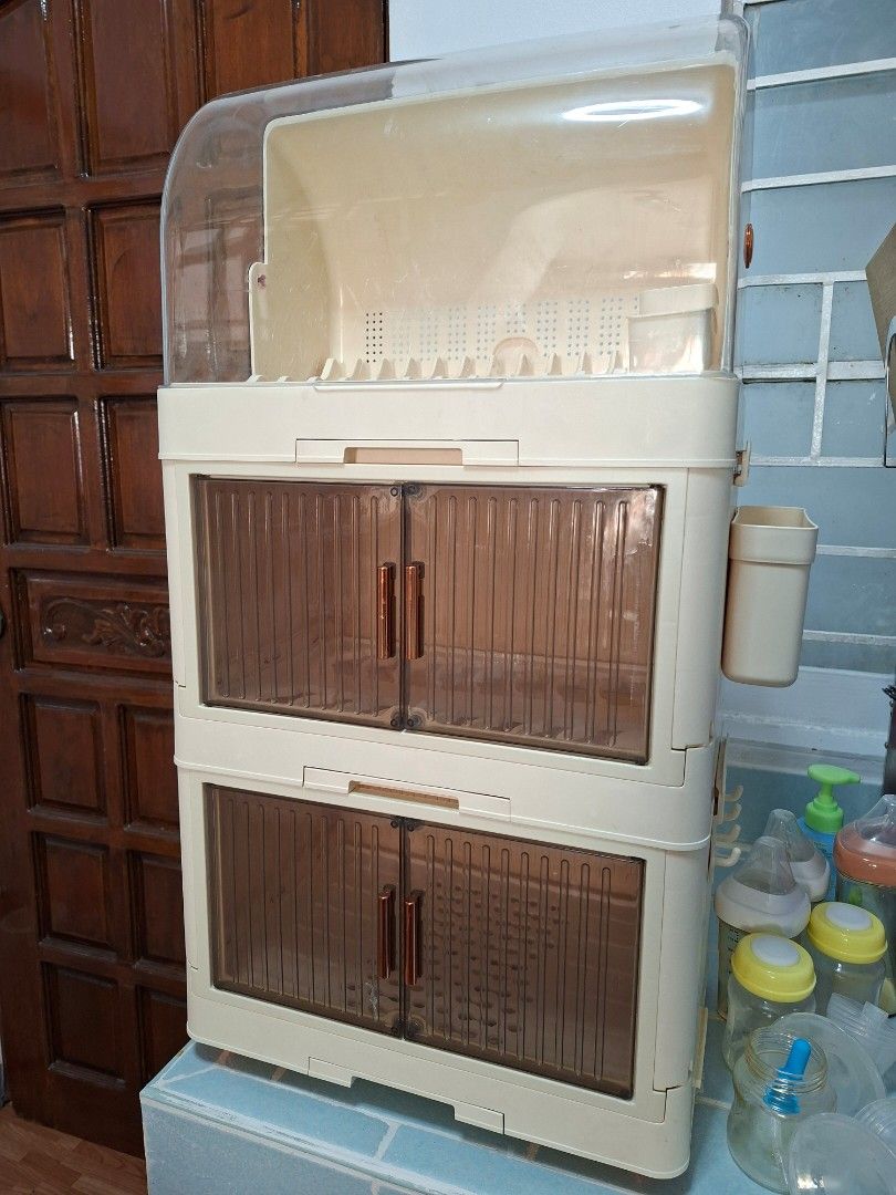 3 Layer Dish Rack with cover (Category: Food Organization & Storage) located in Quezon City. Submitted by pauleenvenus (Listing ID 1468398463, Image 1). Description: Dimension: Length - 39.5cm Width - 26.5cm Height - 74.5cm ❌️NO COD❌️ ❕️STRICTLY PAYMENT FIRST❕️ No issues, please check photos MOP: BDO, BPI, Maribank or Gcash Book your own Lalamove rider AFTER payment Loc: Don Antonio South Gate, QC.
