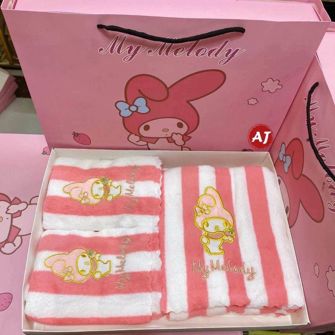 3in1 Towel Gift Set (Category: Bedding & Towels) located in Mandaluyong City. Submitted by shopmla (Listing ID 1468368439, Image 3). Description: 3in1 Towel Gift Set Kuromi, My Melody, Cinnamoroll Php 250. Limited stocks.