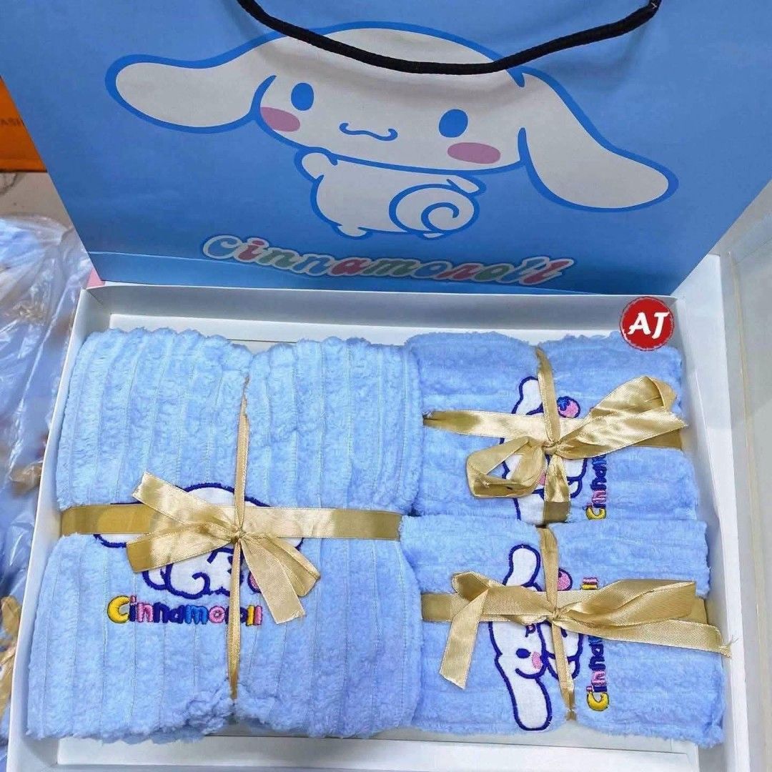 3in1 Towel Gift Set (Category: Bedding & Towels) located in Mandaluyong City. Submitted by shopmla (Listing ID 1468368439, Image 2). Description: 3in1 Towel Gift Set Kuromi, My Melody, Cinnamoroll Php 250. Limited stocks.