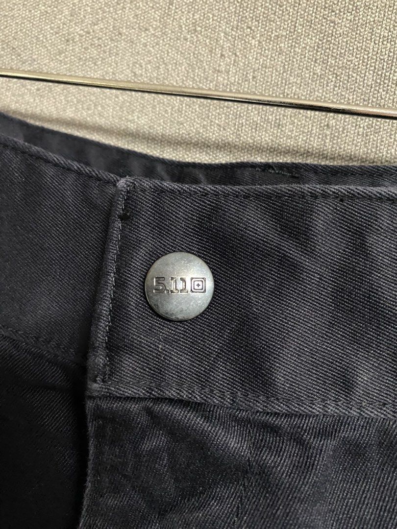 5.11 Pants (Category: Chinos) located in Cabuyao City. Submitted by ukaythriftshirt (Listing ID 1468490611, Image 2). Description: 5.11 Pants Excellent Condition Waist 39 Length 39 Color rate 9/10 No hard issue, altered/tahi yung baba but goods na goods for psg - 750.