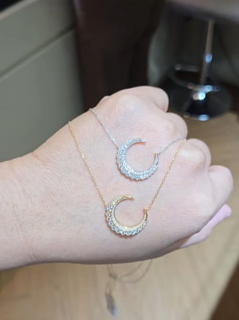 .63carat diamond moon crest necklace (Category: Necklaces) located in Malolos. Submitted by keenhorse_ef38ab (Listing ID 1468313675, Image 2). Description: .63carat diamond 18karat gold Cash on delivery via LBC.