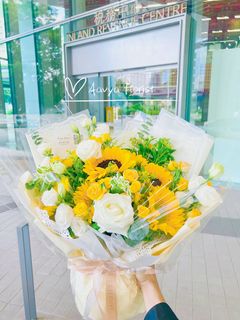 （分類：）位於 。 由 aavya_florist 提交（商品編號 1468297097，圖片 1）。簡介： 。