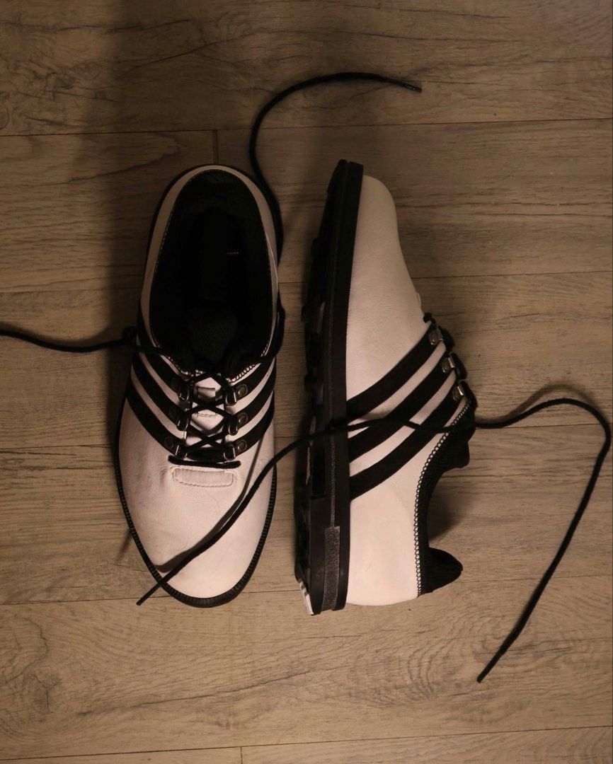 👟 Adidas Vintage shoe (Category: Casual Shoes) located in Manila. Submitted by rndmthrift (Listing ID 1468427150, Image 1). Description: Vintage Adidas Shoes 👟 A unique pair with an unknown model. • Brand: Adidas • Model: Unknown • Size: US 7 / UK 6.5 / EU 40 • Condition: See photos for actual condition 📩 DM for price and inquiries! Disclaimer: We are not affiliated with, endorsed by, or sponsored by any brands mentioned..