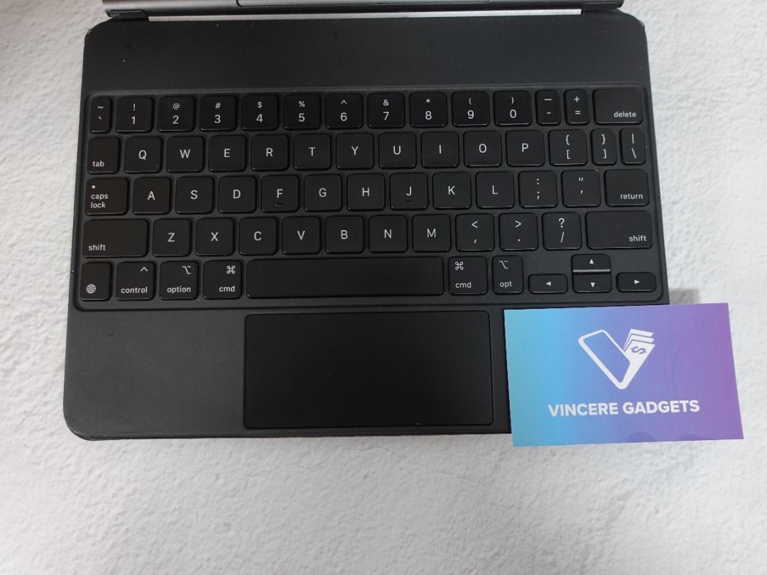 Apple Magic Keyboard for iPad Pro M2 and below, Computers & Tech, Parts ...