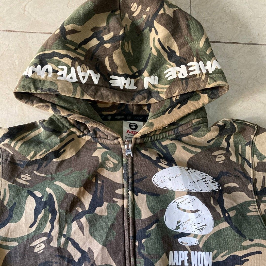 Aape green Camou (Category: Coats, Jackets and Outerwear) located in Bulacan. Submitted by ajinn_ (Listing ID 1468342506, Image 2). Description: size L issue kita naman sa photos.