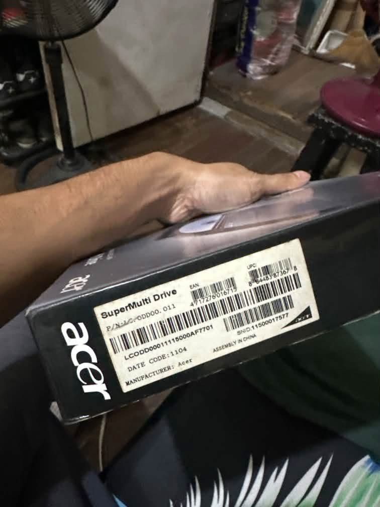 Acer External USB 2.0 SuperMulti Drive (Category: Hard Disks & Thumbdrives) located in Mandaluyong City. Submitted by vastcloud_b96183 (Listing ID 1468302855, Image 2). Description: - Brand: Acer SuperMulti External Optical Drive - Condition: Like new, still has original protective plastic film on top - Compatibility: USB 2.0 plug-and-play setup, great for laptops without built-in disc drives - Performance: Reads and writes CDs and DVDs up to 8X 