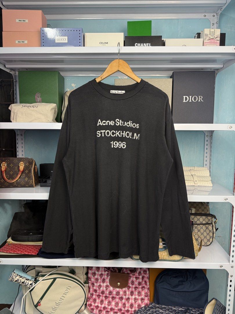 ACNE STUDIOS (Category: Coats, Jackets and Outerwear) located in Quezon City. Submitted by generalmerchandiseph (Listing ID 1468464226, Image 1). Description: - ACNE STUDIOS STOCKHOLM 1996 - VINTAGE HEAVY MATERIAL - 24.5W X 30L DIMENSIONS - LARGE-XLARGE MENS BEST FITS - EXCELLENT USED CONDITION - HONGKONG / JAPAN SOURCED - WASHED AND READY TO WEAR 🫧.