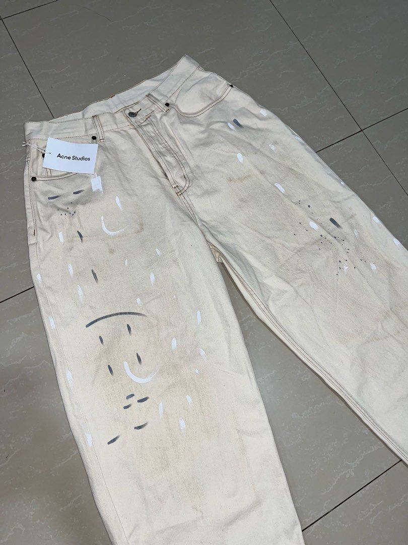 Acne Studios Paint Splatter (Category: Luxury Apparel) located in Manila. Submitted by jiroo.az (Listing ID 1468385066, Image 2). Description: Waist: 76 cm Hips: 120 cm Length: 116 cm Super Baggy.