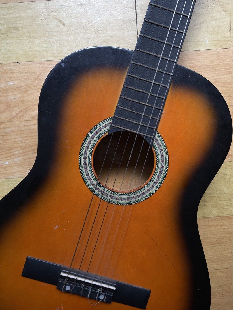 GUITAR 🎸 ACOUSTIC (Category: Musical Instruments) located in Mandaluyong City. Submitted by summahtohdaymnl (Listing ID 1468291634, Image 2). Description: Nabili sa megamall matagal na to, stilll good as new!.