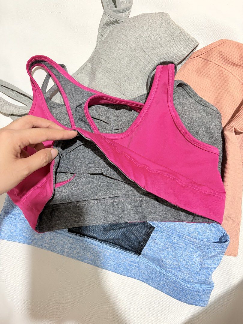 ACTIVEWEAR BRAS BUNDLE (Category: Activewear) located in Taguig. Submitted by vm.co (Listing ID 1468344551, Image 2). Description: ACTIVEWEAR BRAS BUNDLE 5 PIECES FOR ONLY ₱699! Mix of PADDED & NON-PADDED Size: Medium to Large 🌸 Excellent Condition ✔️ Stretchable and comfortable fabric ✔️ Breathable material for active use ✔️ Perfect for workouts, gym sessions, yoga & everyday wear ✔️ Stylish designs and assorted colors ✔️ Comfortable fit for an