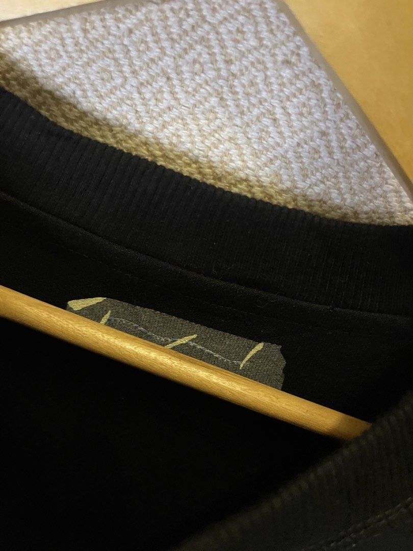 Ader error heavyweight crewneck (Category: Coats, Jackets and Outerwear) located in Manila. Submitted by hypestock_mnl (Listing ID 1468311392, Image 3). Description: - stylish - perfect for casual wear - great fit - in good condition - minimal signs of usage - 10/10 - money worth! - see pics for details/issue.