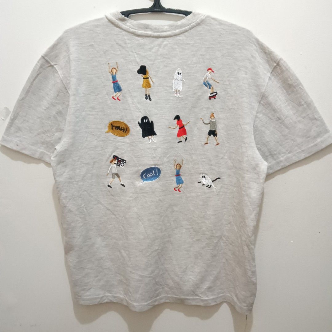 ADER ERROR Multiple Embroid Design Shirt (Category: Tshirts & Polo Shirts ) located in Caloocan City. Submitted by jaychingsss (Listing ID 1468399028, Image 1). Description: Ader Error Shirt - 250 21x26 Complete Tags Heather Gray No issue NEED WASH.