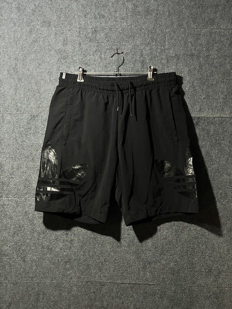 ADIDAD TRICOLOR SHORT (Category: Shorts) located in Naga. Submitted by goodfinds_only.v1 (Listing ID 1468428503, Image 1). Description: FOR SALE -ADIDAS TRICOLOR SIZE:MEDUIM MEASUREMENTS WAISTLINE:32 UP TO 38(STRETCHABLE) LENGTH:19 INCHES LEG OPEN:11 INCHES COLOR RATE:10/10 EXCELLENT CONDITION DM ME TO PURCHASE!.