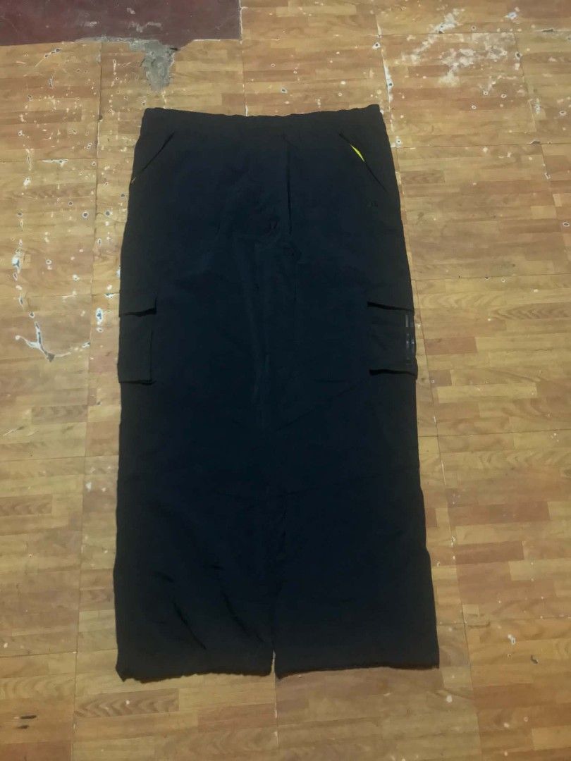 adidas baggy track pants (Category: Jeans) located in Manila. Submitted by gllysv (Listing ID 1468313888, Image 1). Description: .