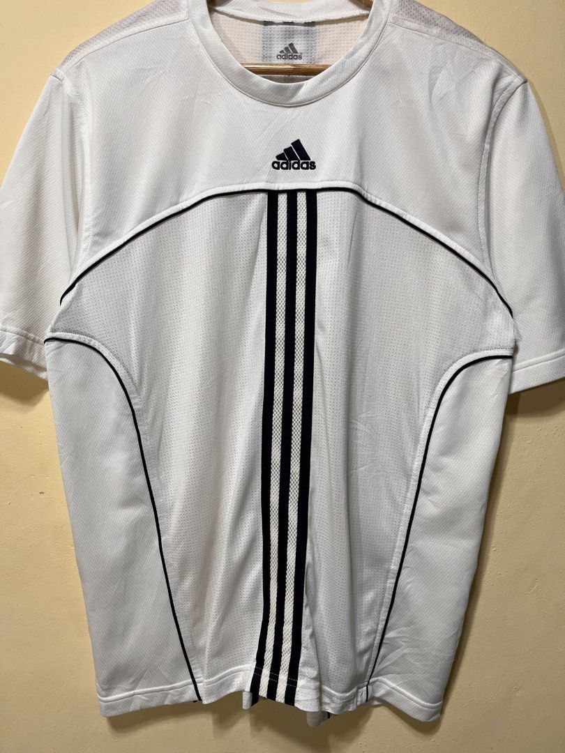 Adidas Climacool Training Shirt (Category: Activewear) located in Naga. Submitted by davinci_25 (Listing ID 1468374533, Image 3). Description: dimes: 21 width x 29 length issue: none condition: excellent condition (9.7/10) color rate: 9.9/10.