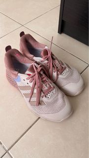(Category: ) located in . Submitted by preloved_by_gg (Listing ID 1468386409, Image 1). Description: .