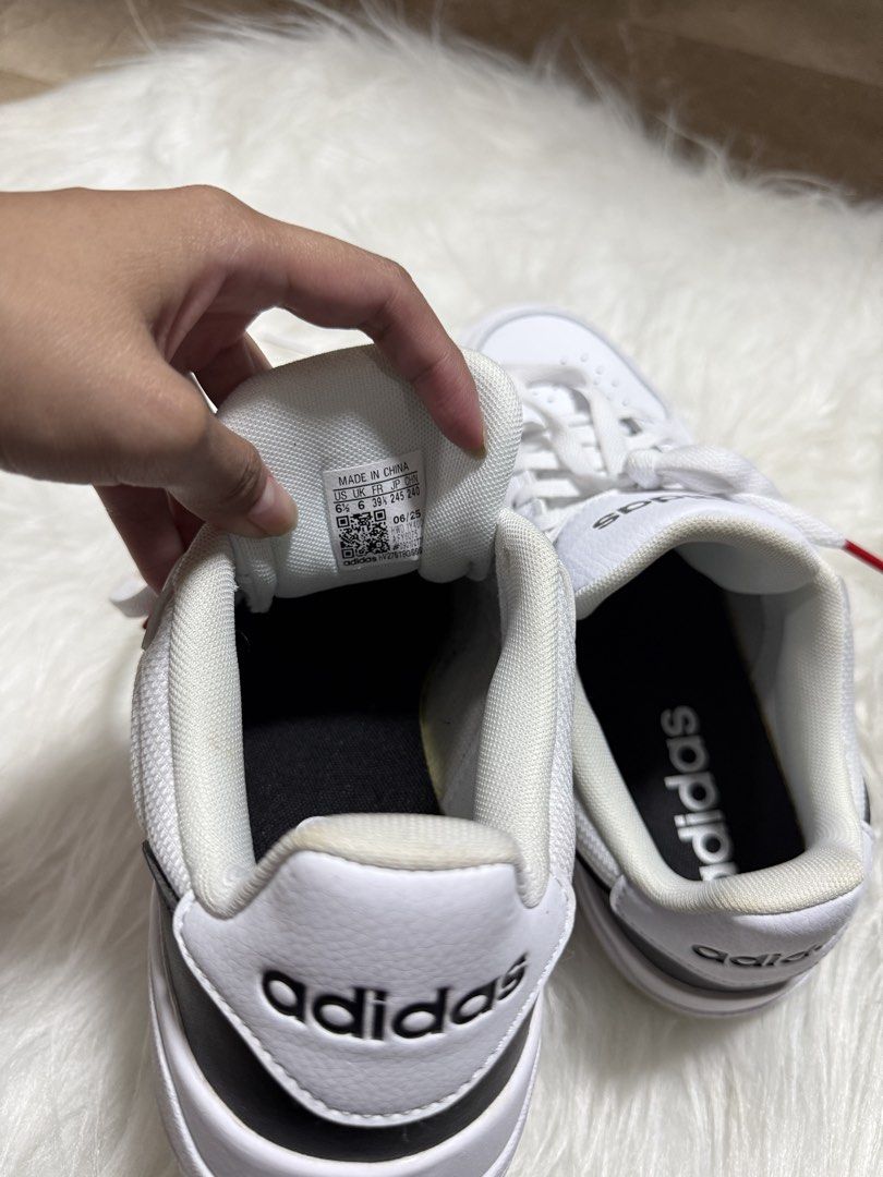 Adidas Entrap (Category: Sneakers) located in Las Pinas. Submitted by juls_mp (Listing ID 1468378731, Image 2). Description: - Brand: adidas - Color: White with black branding - Size: US 6.5 / UK 6 / FR 39 1/3 / JP 245 - Design: Classic lace-up with cushioned ankle collar - Insoles: Black with bold white adidas logo - Condition: Clean uppers and outsoles, minor scratch in outsoles.