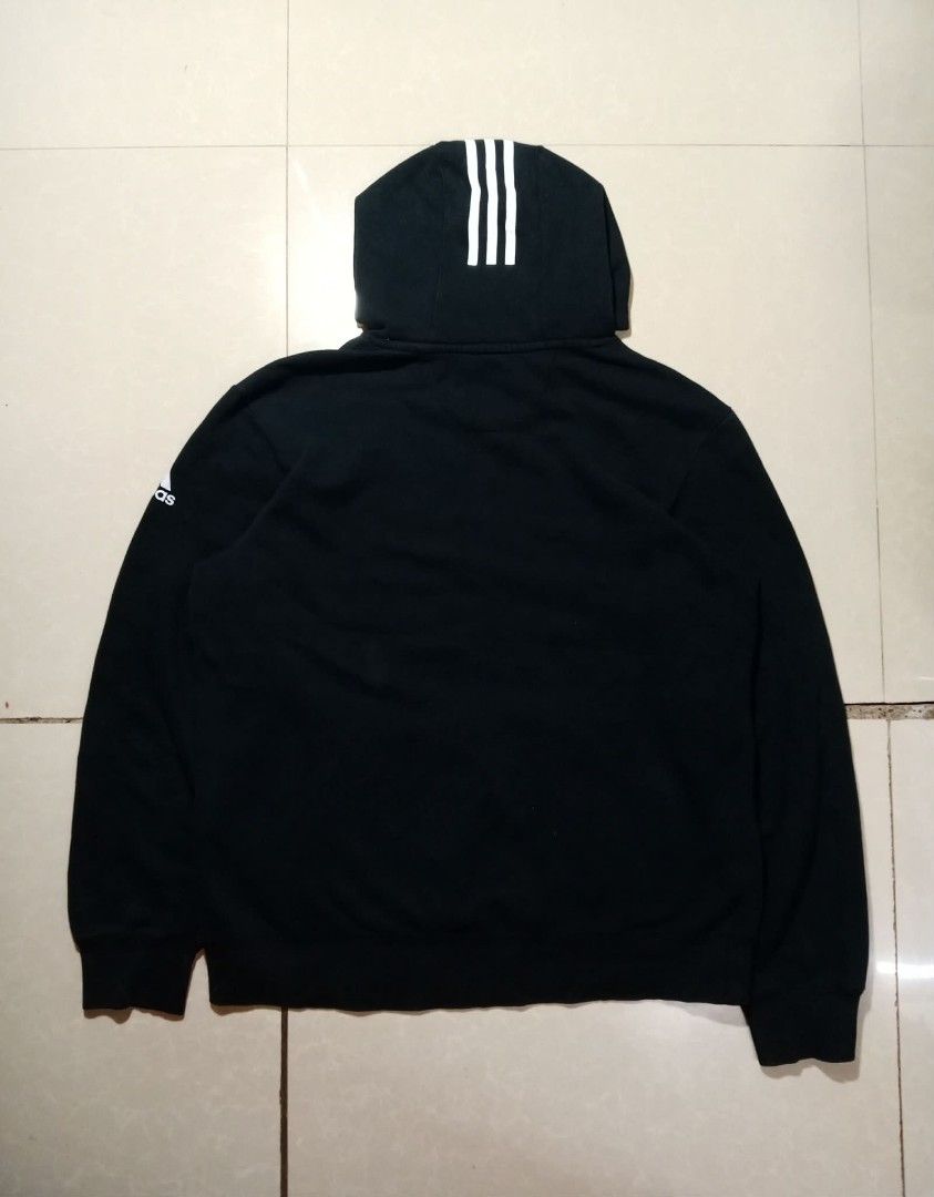 ADIDAS ESSENTIALS BIG LOGO HOODIE (Category: Hoodies) located in Ozamiz City. Submitted by khean_ibale (Listing ID 1468394289, Image 3). Description: -SIZE: M -COLOR RATE: 9/10 -CONDITION: 9/10 (COLOR MAY VARY DUE TO LIGHTING).
