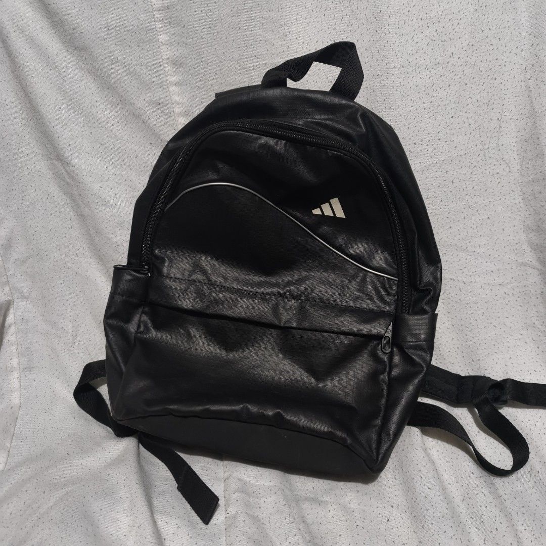 Adidas Glow Backpack Medium Sized (Category: Backpacks) located in Makati City. Submitted by bluetheaspin (Listing ID 1468404490, Image 1). Description: Original bought from Sport's Central at SM Makati.