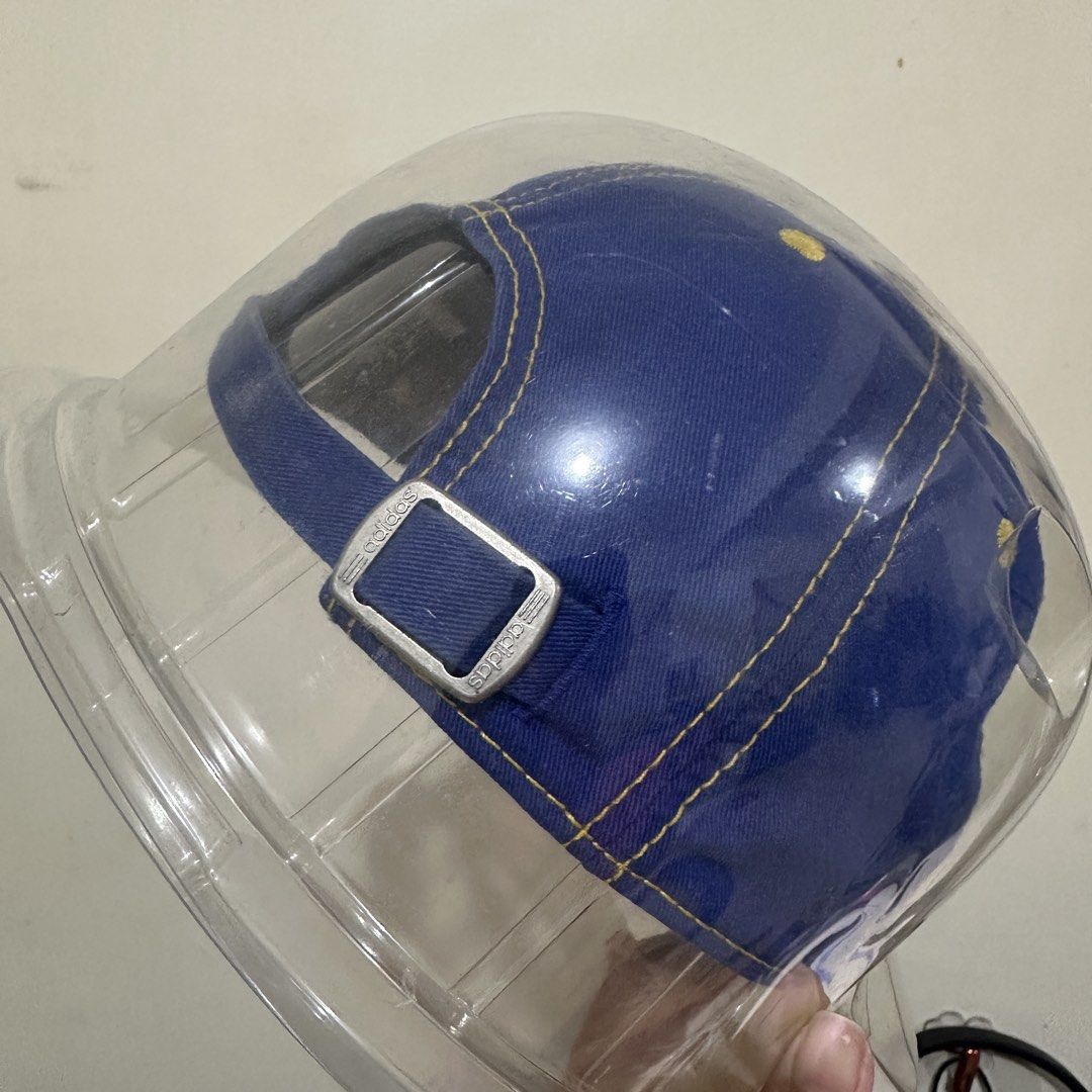 Adidas Golden State Warriors NBA Cap (Category: Caps & Hats) located in Kawit. Submitted by wevibevintage (Listing ID 1468429893, Image 3). Description: Front sticker removed and may mark but barely noticeable Bought sa US.