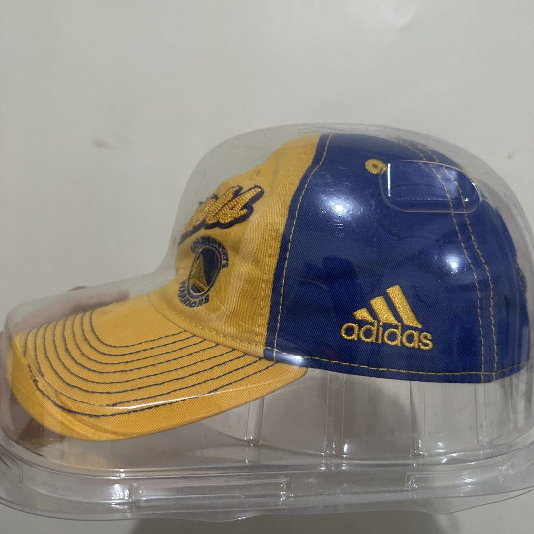 Adidas Golden State Warriors NBA Cap (Category: Caps & Hats) located in Kawit. Submitted by wevibevintage (Listing ID 1468429893, Image 2). Description: Front sticker removed and may mark but barely noticeable Bought sa US.
