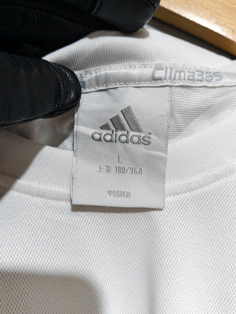 ADIDAS JERSEY TSHIRT (Category: Tshirts & Polo Shirts ) located in Muntinlupa City. Submitted by nofame12 (Listing ID 1468411614, Image 3). Description: PLEASE CHECK THE DETAILS OF THE ITEM ON FIRST PHOTO. LOCATION - SUCAT MUNTINLUPA CITY.