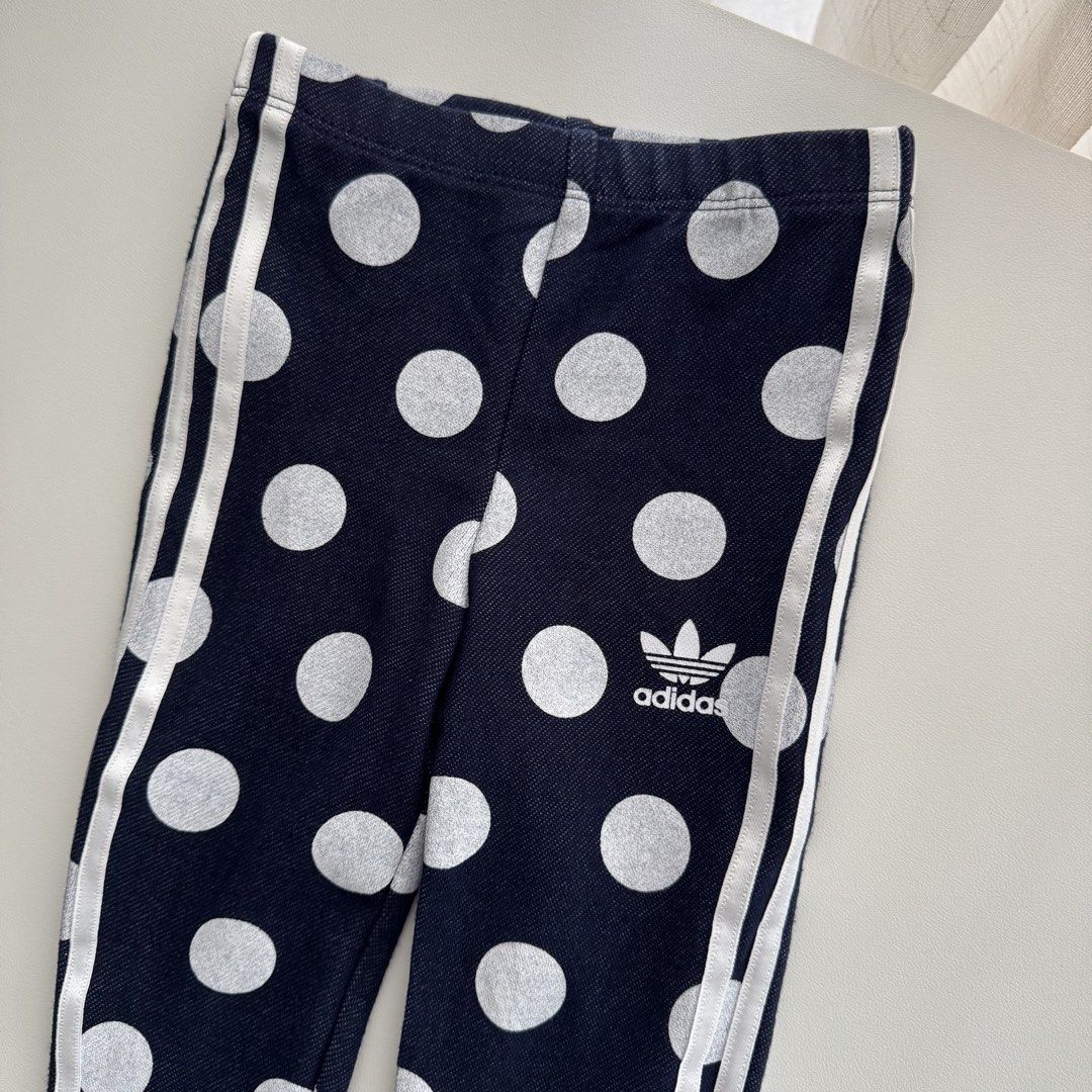 Adidas Legging for Kids (Category: Babies & Kids Fashion) located in Pasay City. Submitted by littlebebekidsstuff (Listing ID 1468294195, Image 2). Description: Size: 18-24m.