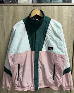 (Category: ) located in . Submitted by PRIVATE.Selection (Listing ID 1468314340, Image 1). Description: .