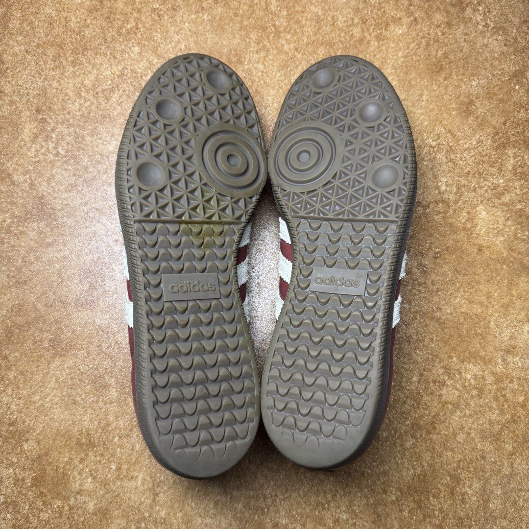 ADIDAS SAMBA (Category: Sneakers) located in Panabo. Submitted by shoerarefinds (Listing ID 1468417658, Image 2). Description: ADI SAMBA “red” SIZE: US 8½/ UK 8/ FR 42/ JPN 265/ CHN 260 Good Condition, minimal scratches LOCATION: PANABO CITY, DAVAO DEL NORTE, 8105 2200 FREESHIPPING .