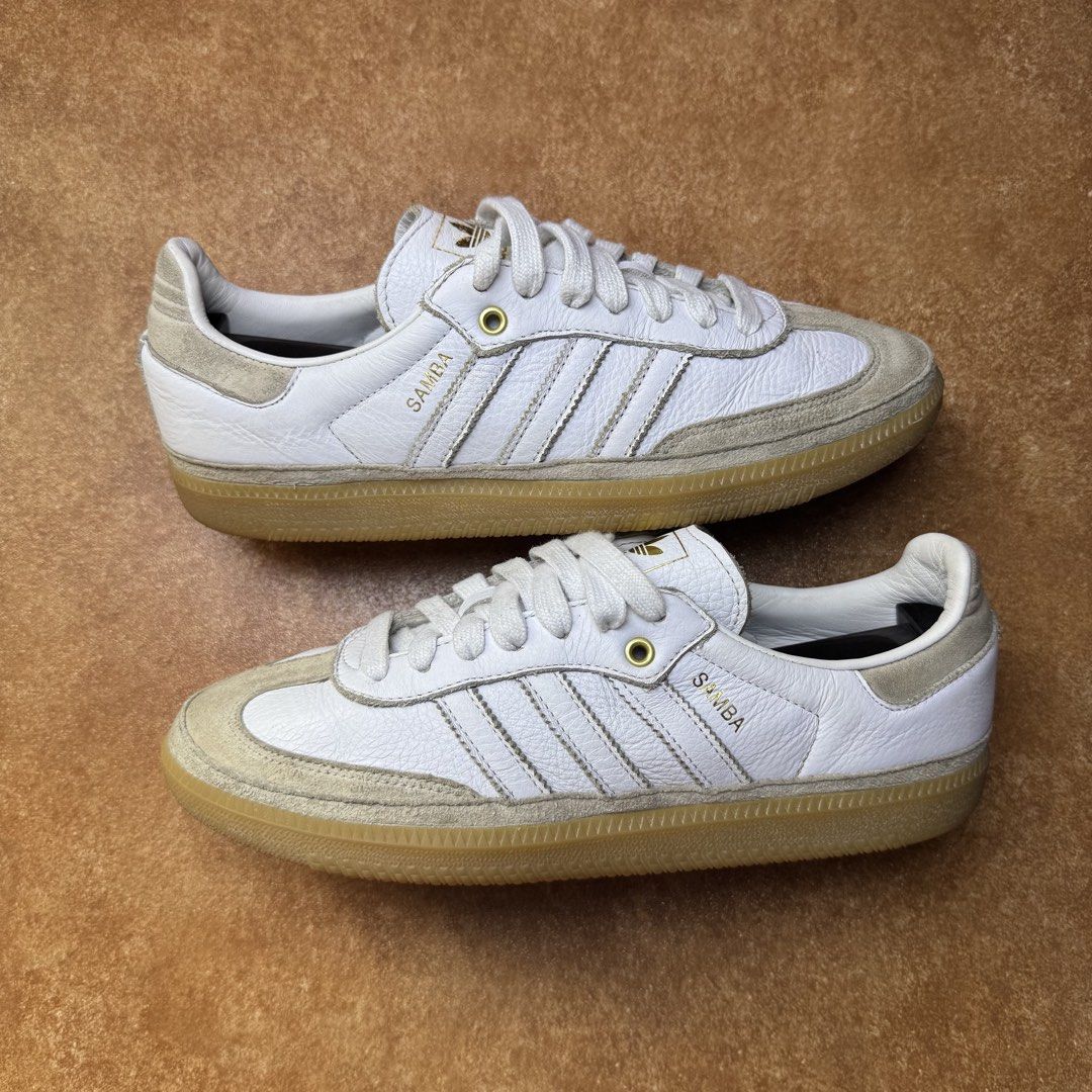 ADIDAS SAMBA (Category: Sneakers) located in Panabo. Submitted by shoerarefinds (Listing ID 1468418167, Image 1). Description: ADI SAMBA white (2) SIZE: US 8½/ UK 7 ⅔/ FR 40/ JPN 255/ CHN 250 Good as New LOCATION: PANABO CITY, DAVAO DEL NORTE, 8105 2300 FREESHIPPING .