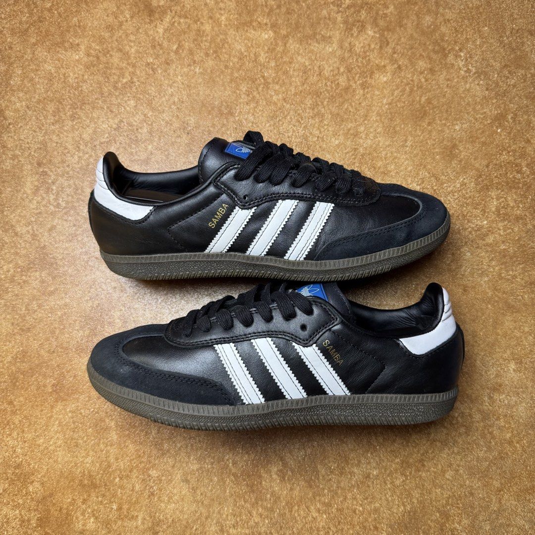 ADIDAS SAMBA (Category: Sneakers) located in Panabo. Submitted by shoerarefinds (Listing ID 1468427116, Image 1). Description: ADI SAMBA black (2) SIZE: US 6/ UK 5½ / FR 38 2/3 / JPN 240/ CHN 235 Good as New LOCATION: PANABO CITY, DAVAO DEL NORTE, 8105 2600 FREESHIPPING .