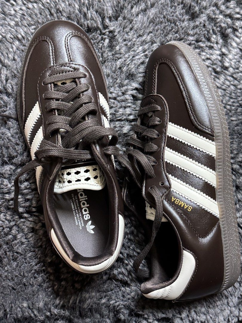 Adidas Samba OG (Category: Casual Shoes) located in Muntinlupa City. Submitted by venditagarage (Listing ID 1468426934, Image 1). Description: Unisex Sizes: US 5, 5.5, 6, 7 Will check other size upon request.