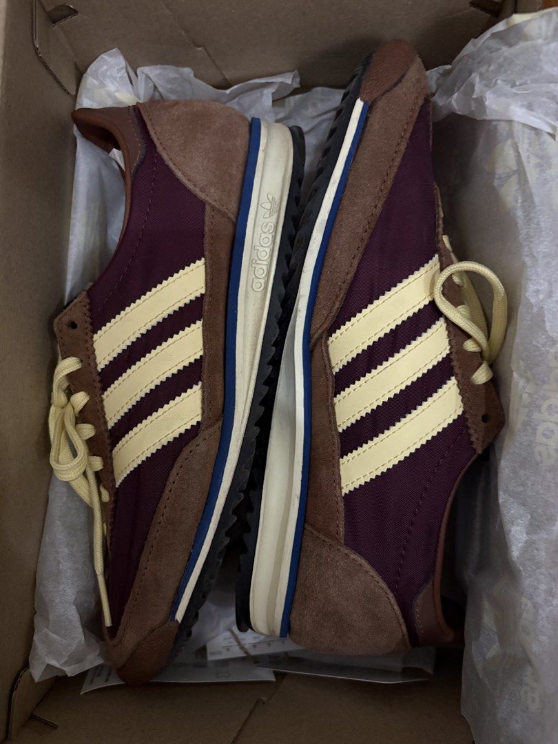Adidas SL 72 OG W (Category: Sneakers) located in San Pedro. Submitted by af.hrc (Listing ID 1468416675, Image 3). Description: - Model: Adidas SL 72 OG Women's Sneakers - Colorway: Maroon / Almyel / Prebrn with pale yellow stripes and laces - Inclusions: Comes with original box - RFS: decluttering .