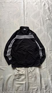 (Category: ) located in . Submitted by miezuku.thrift (Listing ID 1468461513, Image 1). Description: .