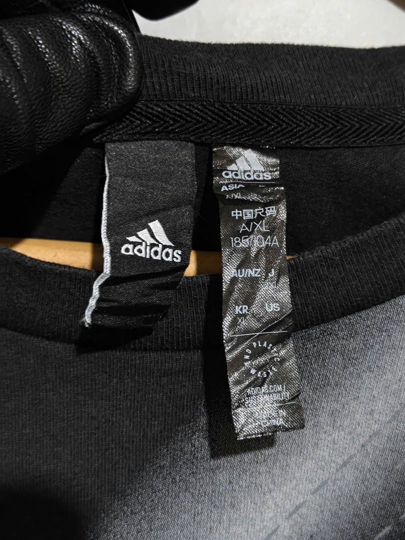 ADIDAS TSHIRT (Category: Tshirts & Polo Shirts ) located in Muntinlupa City. Submitted by nofame12 (Listing ID 1468413492, Image 3). Description: PLEASE CHECK THE DETAILS OF THE ITEM ON FIRST PHOTO. LOCATION - SUCAT MUNTINLUPA CITY.