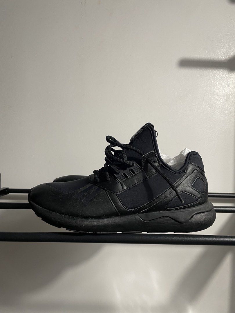 Adidas Tubulars (Category: Casual Shoes) located in Rizal. Submitted by akoheats (Listing ID 1468399723, Image 3). Description: Excellent Condition ✨ Issue: Sz: 11US Authentic✅ ❗️Check the item carefully before purchasing ❗️No returns or exchanges after purchase.