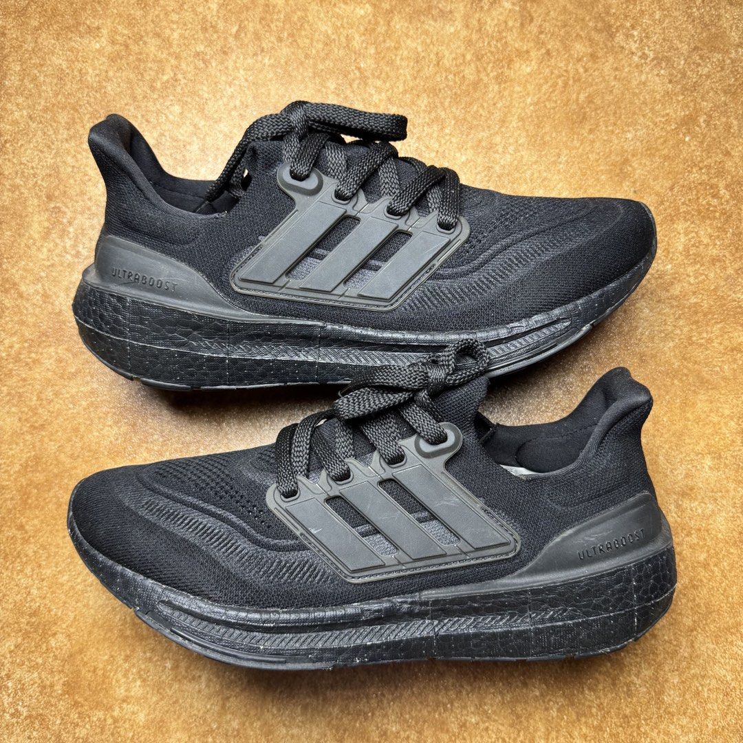 ADIDAS ULTRABOOST 2025 (Category: Sneakers) located in Panabo. Submitted by shoerarefinds (Listing ID 1468285373, Image 1). Description: ADI ULTRABOOST 25 SIZE: UK 8 / US 9 1/2 / 27CM Excellent Condition, replace insole pad LOCATION: PANABO CITY, DAVAO DEL NORTE, 8105 1800 FREESHIPPING.