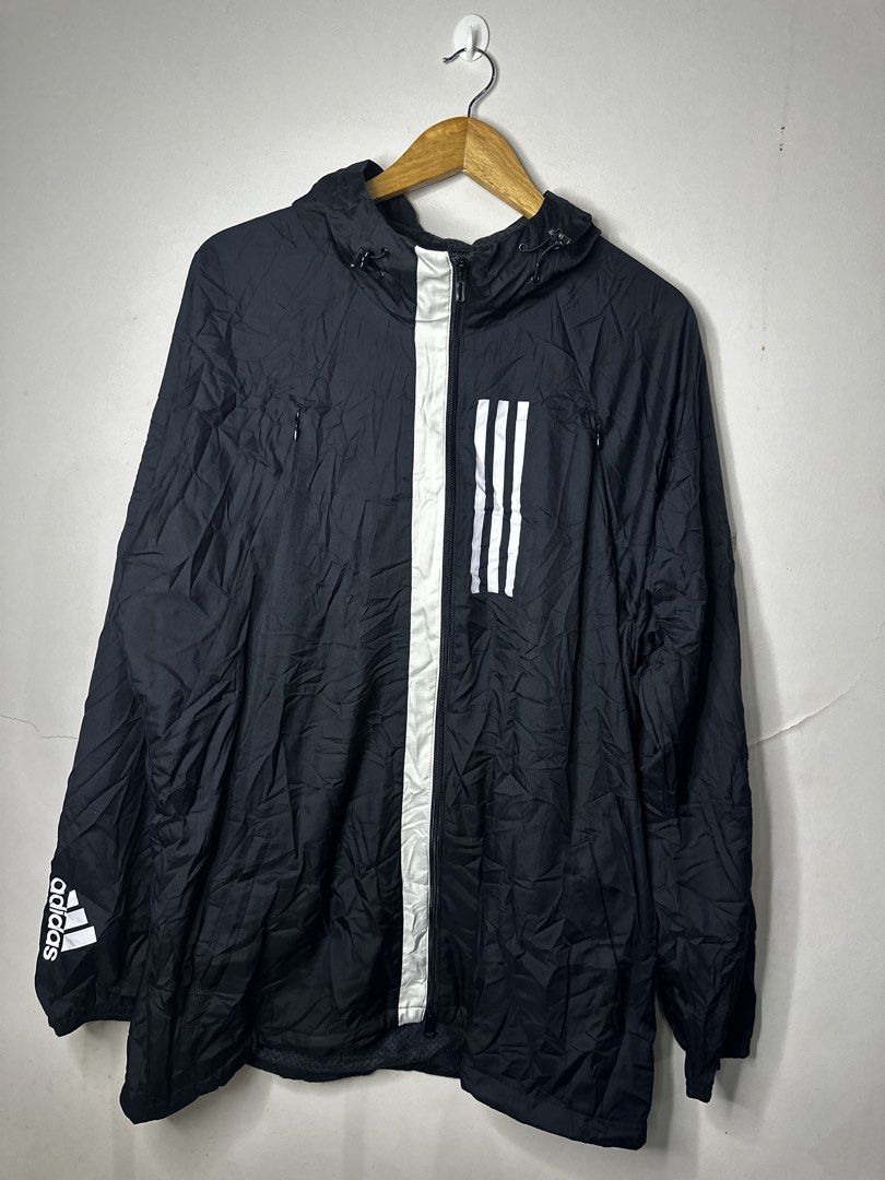 ADIDAS WINDBREAKER (Category: Coats, Jackets and Outerwear) located in Molave. Submitted by thriftmate13 (Listing ID 1468458204, Image 1). Description: .