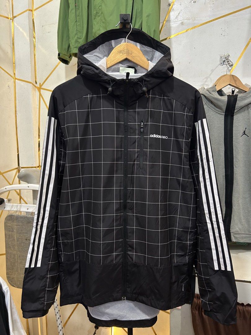Adidas wind.n.dolphin / Windbreaker)Fulzip jacket (Category: Coats, Jackets and Outerwear) located in Manila. Submitted by cachegoodsuncovers (Listing ID 1468356584, Image 1). Description: 🚨 Wind.N.Dolphin / Windbreaker)Fulzip jacket 🚨 ✅️SIZE: L ✅️DIMES - 21x29 ✅Boxy type ✅️CONDITION - Exellent ✅️COLOR RATE - 9.5/10 ✅️Color may vary due to lighting ✅️ISSUE -❌ .