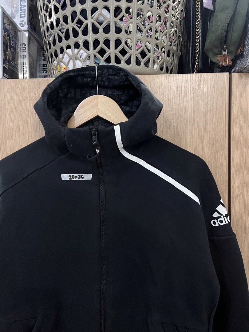Adidas ZNE Jacket (Category: Coats, Jackets and Outerwear) located in Mandaluyong City. Submitted by tatin_abad07 (Listing ID 1468477109, Image 2). Description: Adidas ZNE Small, 20x26 Condition: 10/10 ₱450.00.