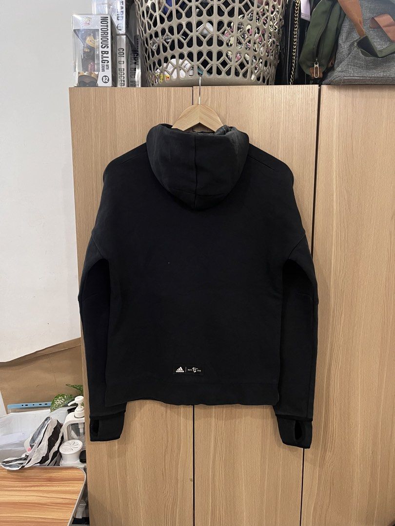 Adidas ZNE Jacket (Category: Coats, Jackets and Outerwear) located in Mandaluyong City. Submitted by tatin_abad07 (Listing ID 1468477109, Image 3). Description: Adidas ZNE Small, 20x26 Condition: 10/10 ₱450.00.
