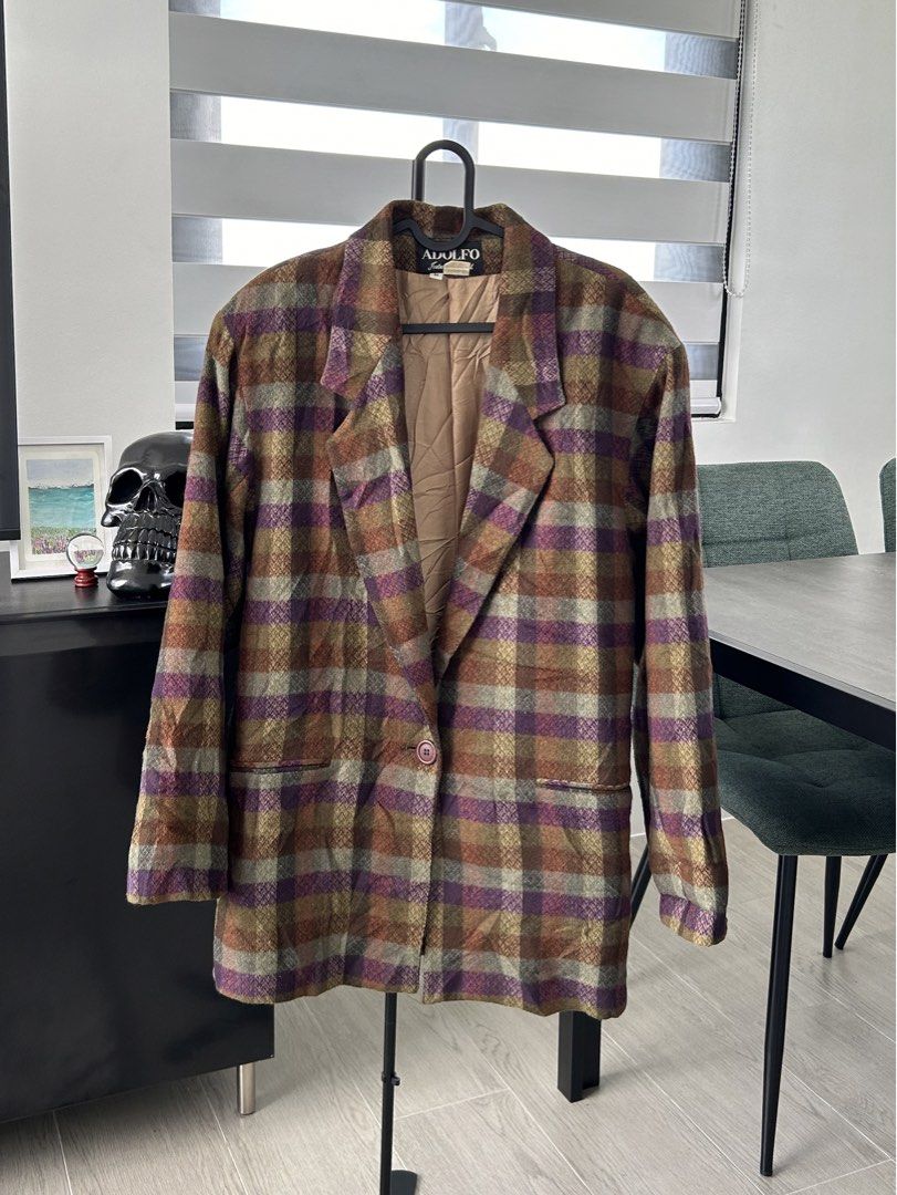Adolfo International Plaid Wool Blend Blazer Jacket (M) (Category: Coats, Jackets and Outerwear) located in Dasmarinas. Submitted by sfclosetcleanup (Listing ID 1468305532, Image 2). Description: 18 x 30.