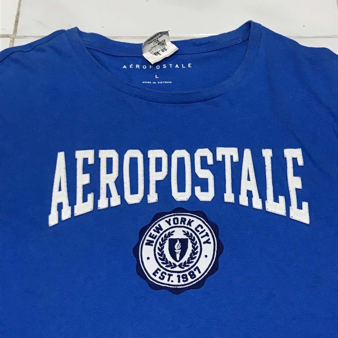 AEROPOSTALE GRAPHIC TEE SHIRT LARGE (Category: Tshirts & Polo Shirts ) located in Cavite. Submitted by justthrift06 (Listing ID 1468308885, Image 1). Description: DIMENSION 23X29 GOOD CONDITION SHIPPING NATIONWIDE.