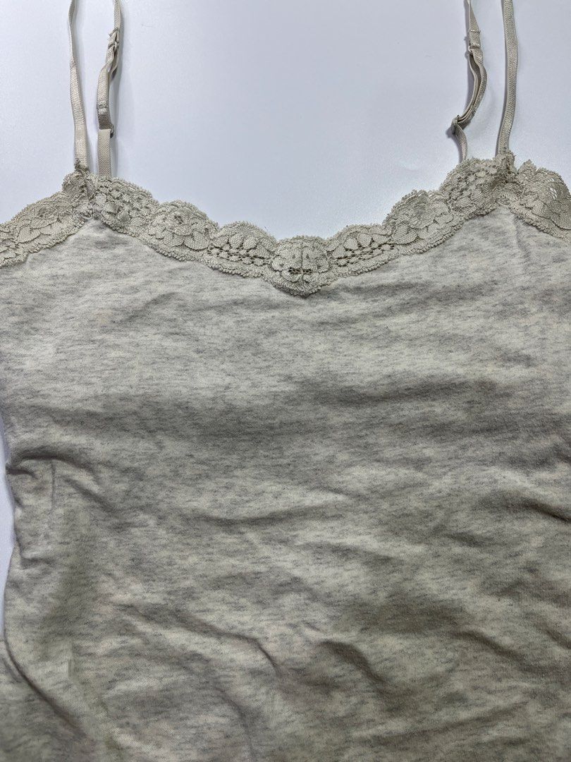 Aeropostale Laced Cami Top (Category: Sleeveless) located in Manila. Submitted by kerlythreads (Listing ID 1468477674, Image 2). Description: small issue: pinhole see last slide.