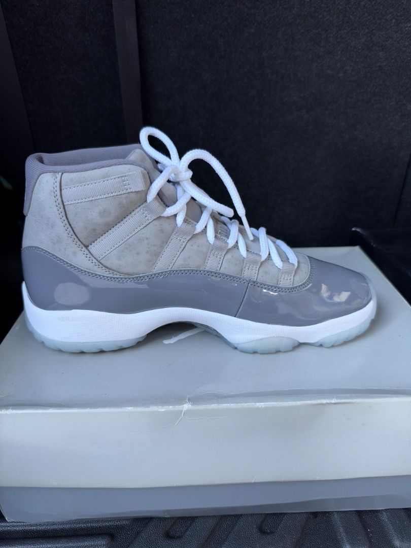 Air Jordan 11 Cool Grey Sneakers (Category: Sneakers) located in Caloocan City. Submitted by luckydeer_4f53ea (Listing ID 1468406796, Image 3). Description: - Brand: Air Jordan - Model: Air Jordan 11 Cool Grey - Colorway: Neutral grey and white - Features: Patent leather mudguards, white laces, icy translucent outsoles - Condition/Inclusions: Original box included - Style: Classic retro basketball shoes, great for wear or display With a few stain