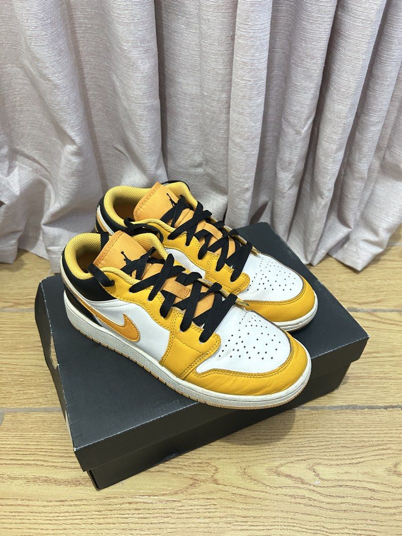 Air Jordan 1 Low (GS) (Category: Sneakers) located in Manila. Submitted by summerdeclutters (Listing ID 1468354044, Image 3). Description: ✦ Colorway: Taxi / White / Black ✦ Size: EU 38.5 / UK 5.5 ✦ Bought in Dubai ✦ Great for casual wear or sneaker collectors ✦ Please check photos for the item’s condition .